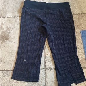 Lulu capri leggings